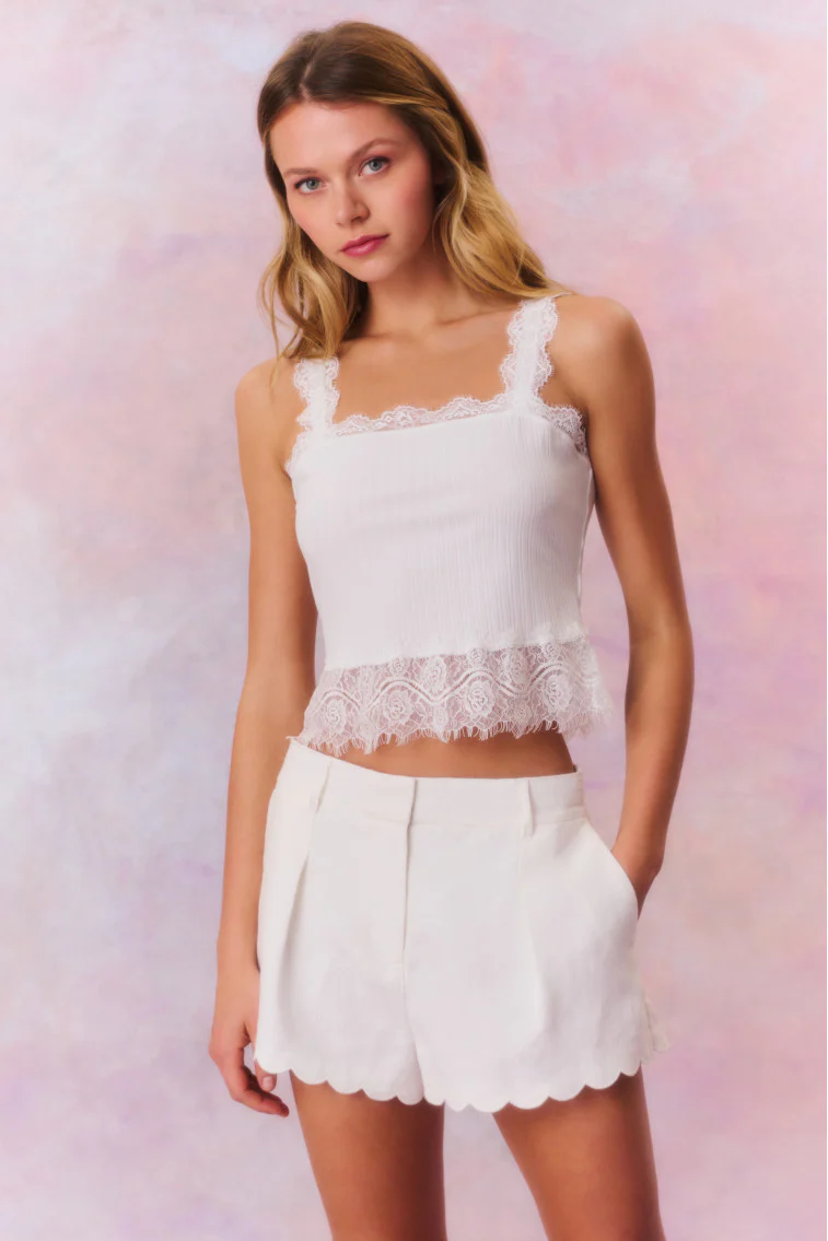 Lacette Linen Scallop Hem Shorts - Mymoui